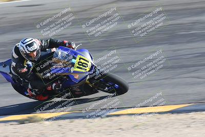 media/Nov-17-2024-CVMA (Sun) [[1fec520723]]/Race 11-Amateur Supersport Open/